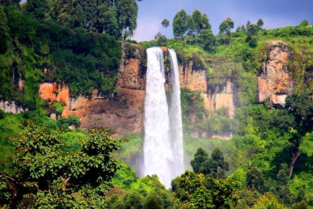 Magical Christmas Sipi Falls Experience