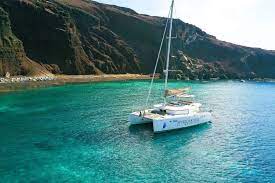Refreshing Caldera Catamaran Cruise with Meal & Drinks Santorini